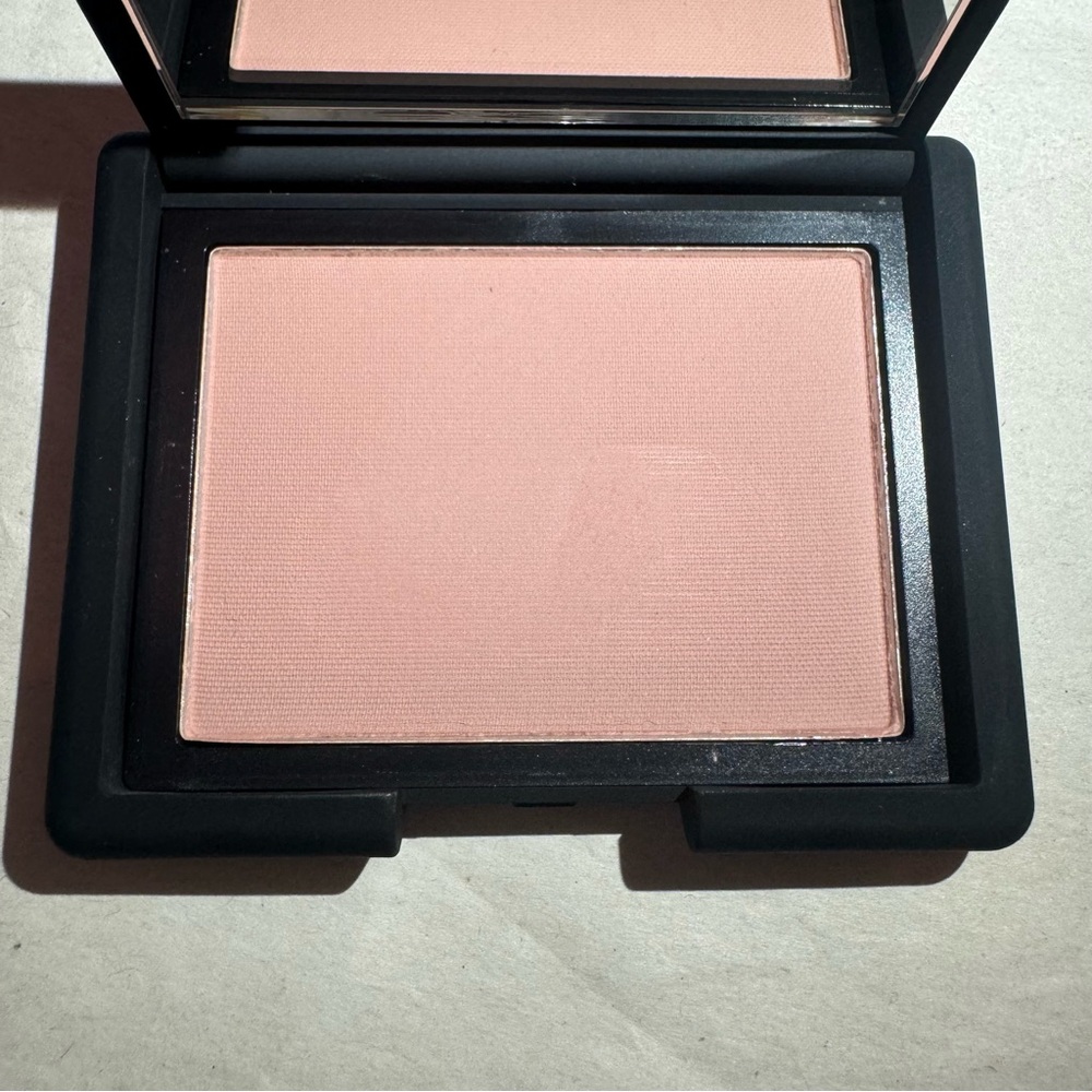 NARS blush - Picture 3 of 5